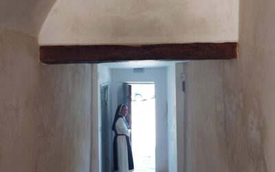 La exposición «De los muros al cielo» en Otras Miradas (RTVD Toledo)